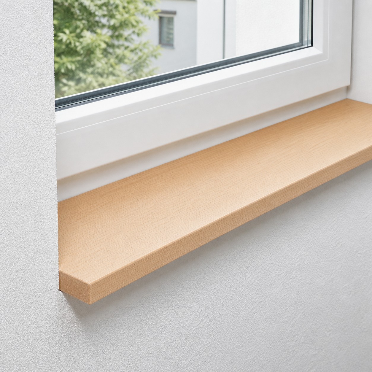 Vensterbank van massief, gestoomd beukenhout met doorlopende lamellen
